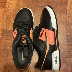 Black and pink filas, size 7